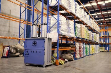 Presses à balles pneumatiques en environnement d’entrepôt