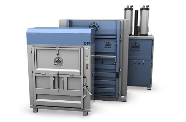 trois presses à balles