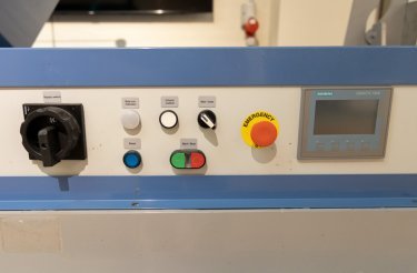 Panneau de commande d’une presse à balles électrique